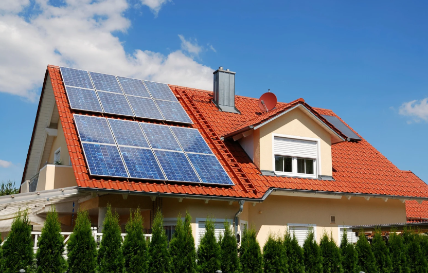 Fotovoltaico Architettonico: Estetica e Funzionalità a Confronto