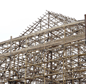 Materiali Naturali: Terra Cruda, Paglia e Bambù nell’Edilizia Sostenibile